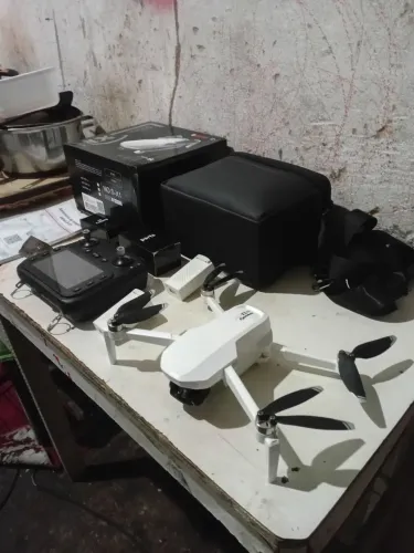 Drone sx1 max GPS gibal de 3 eixos 2 bateria controle com tela + beg de transporte