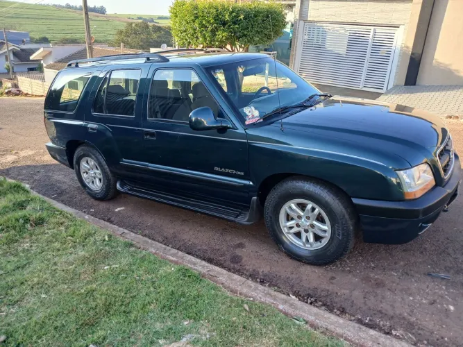 Chevrolet S10 Blazer DLX 2.8 4X4 TB Interc. Diesel 2001