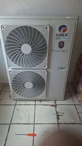 Vendo instalado ar-condicionado inverter de 60 BTUs.
