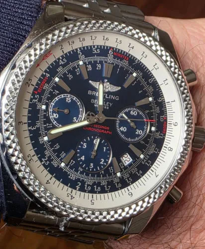 Relógio Breitling Bentlley. Automático.<br>48 mm.<br>Completo.<br>Ano 2006.<br>Sem detalhes.<br>Como novo