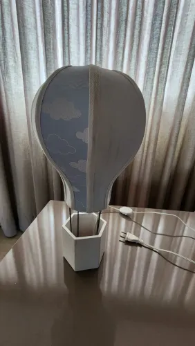Luminária de Mesa Infantil - Formato Balão - Estilo Delicado