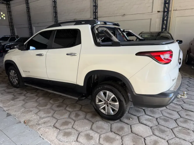 Fiat Toro Opening Edition 1.8 16V Flex Aut. 2017