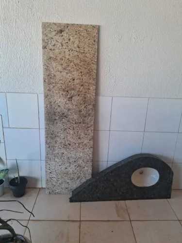 Bancada de Granito com Cuba e Pedra de Granito