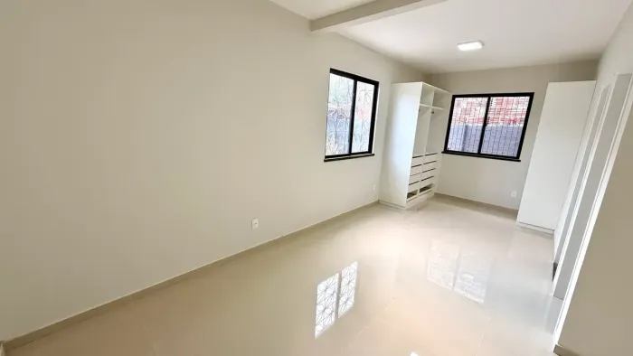 Casa com 140 metros, 3 quartos - Itaperi - Fortaleza - CE
