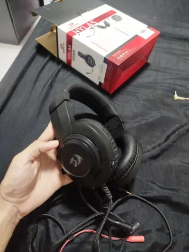 Headset Redragon Hylas H260