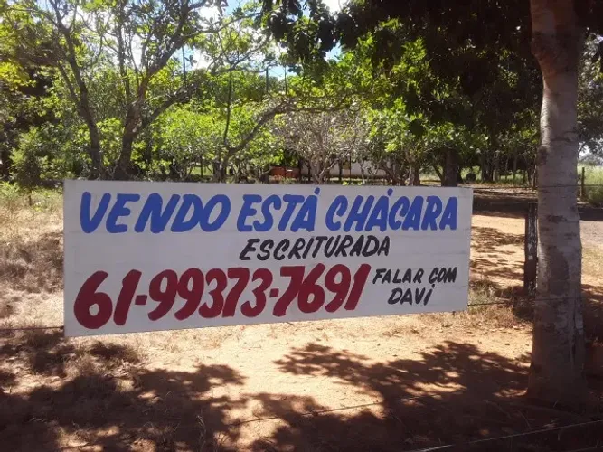 CHÁCARA 25 HA + 5 HA DE RESERVA - ESCRITURADA - POÇO ARTESIANO + CASA - 500m DA BR-020 - 