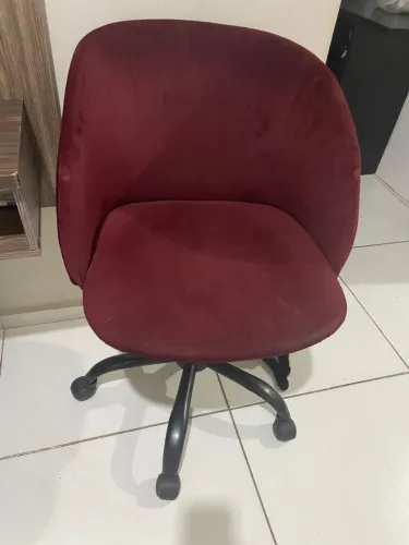Poltrona Giratória Tok Stok Bordô 