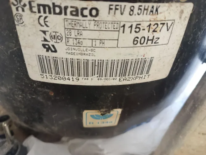 motor de geladeira queimado para reaproveitar veja a descrição