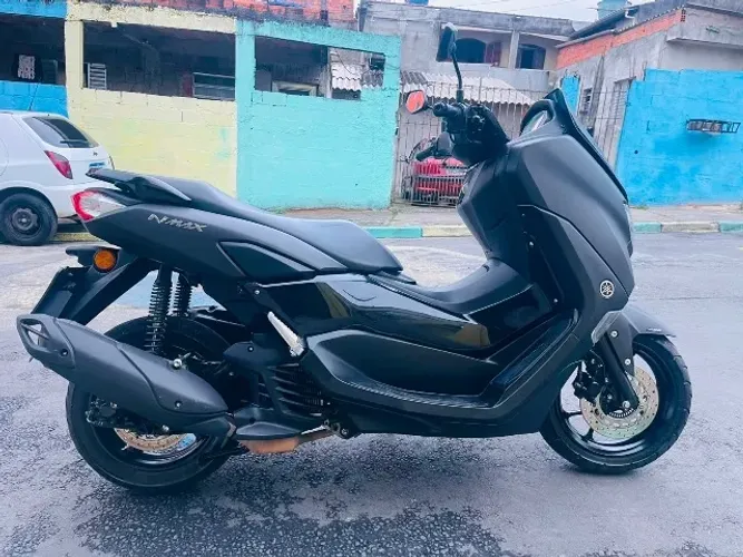 Moto NMax 2021/2022 160, Preto.