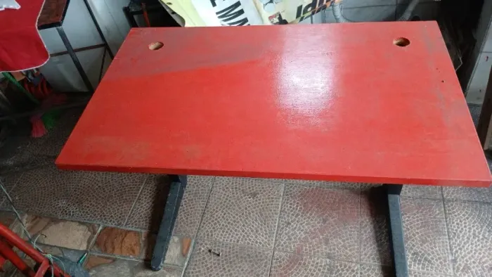Mesa de serralheira