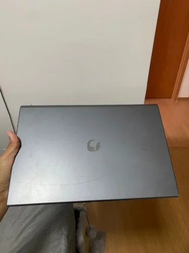 Notebook positivo usado apenas para estudos