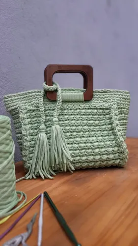Bolsa Artesanal em Fio Náutico - Feita à Mão