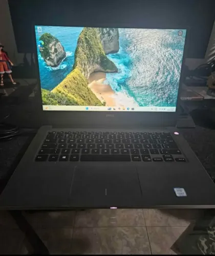 Notebook Dell Inspiron P74G