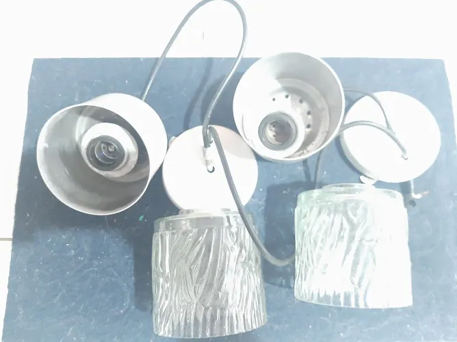 Várias luminárias