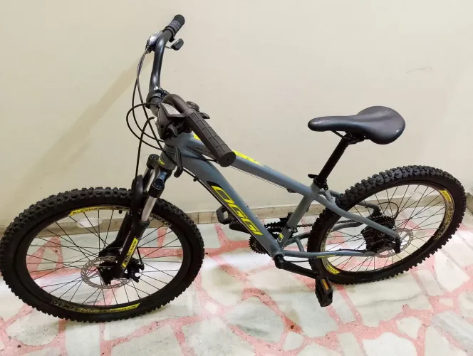 Vendo Bicicleta OGGI Hacker Sport aro 29