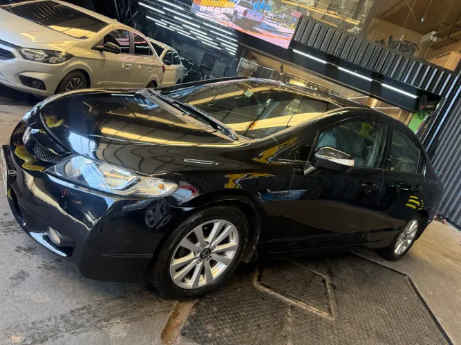 Honda Civic Sedan EXS 1.8/1.8 Flex 16V Aut. 4P 2011