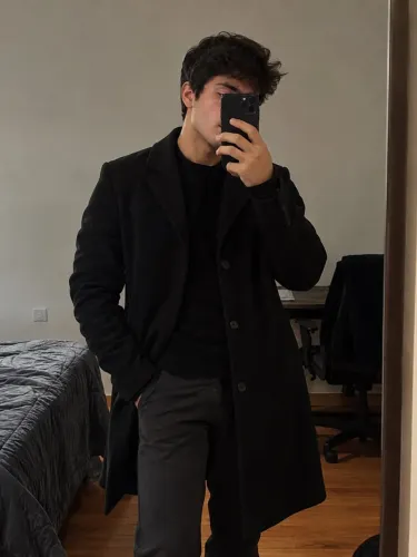 Sobretudo Masculino Preto Clássico Tamanho M - Elegante e Versátil