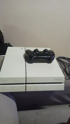 **? VENDO PS4 BRANCO 2TB ?**