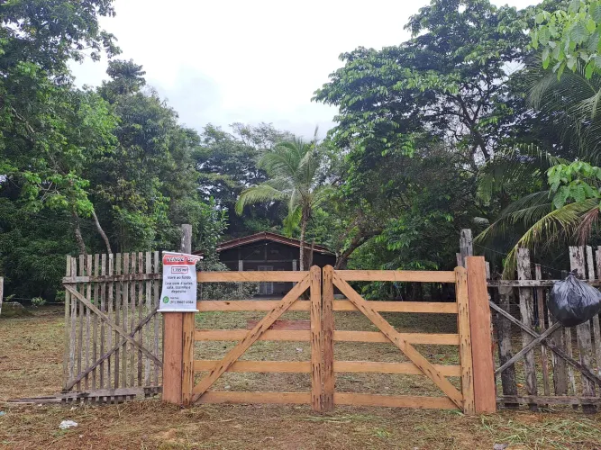 Casa em Curuça.