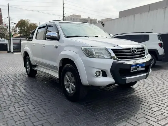 Toyota Hilux CD SRV 4X2 2.7 Flex 16V Aut. 2015