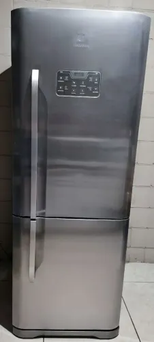Geladeira Electrolux INVERSE - INOX Frost Free 459Litros 220v GELANDO PERFEITAMENTE