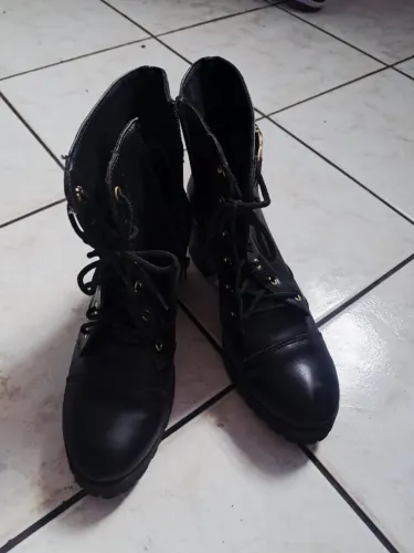 Bota número 38