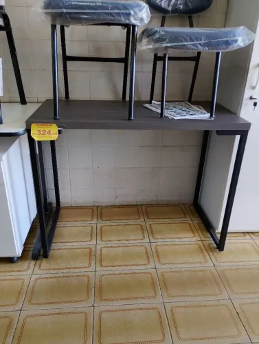 Mesa pe industrial 100 cm frente,50 cm fundo e 74 cm altura
