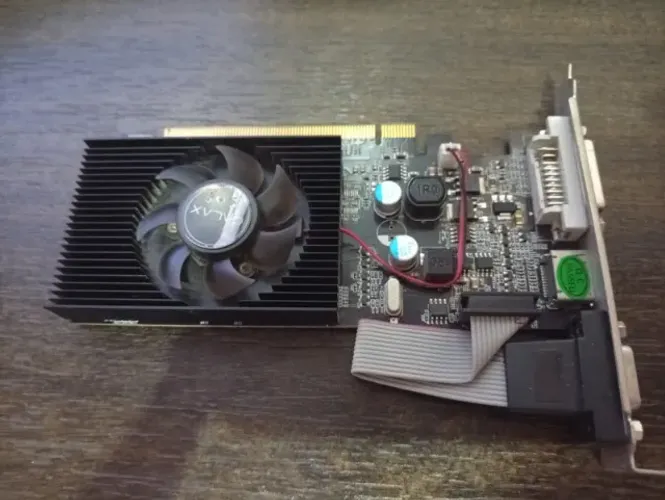 Placa de Vídeo NVIDIA GeForce GT 210 1GB - Funcionando Perfeitamente