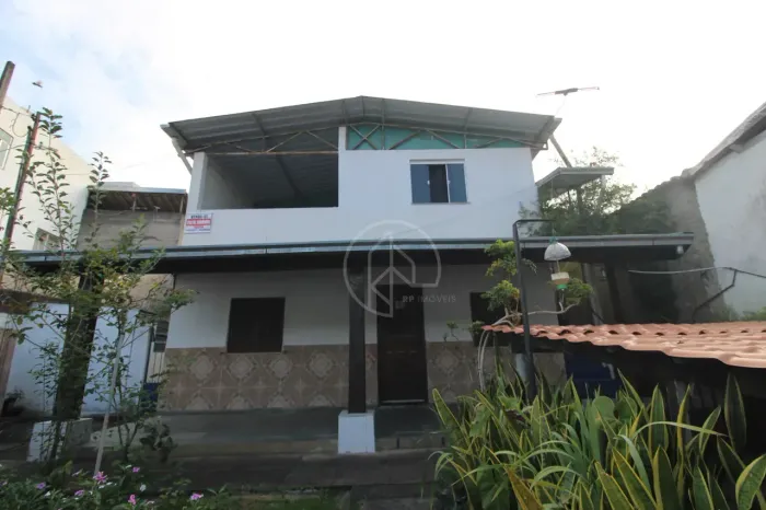 Imóvel para venda possui 250 metros quadrados com 2 quartos em Santos Dumont - Juiz de For