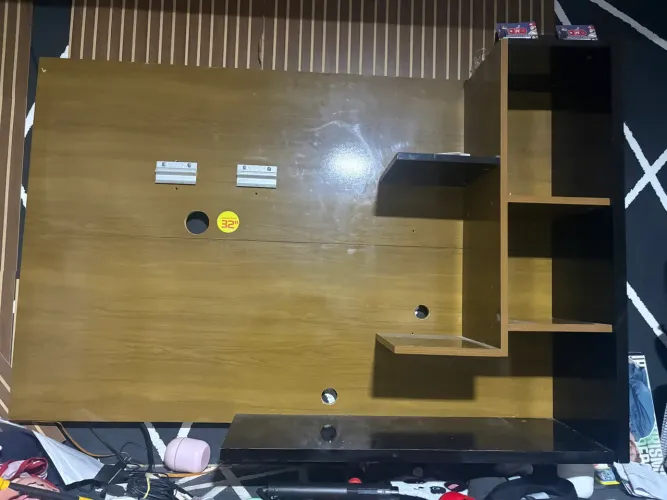 painel de TV em madeira e MDF
