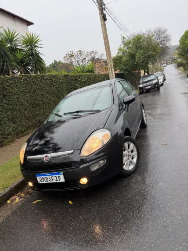 Fiat Punto Attractive 1.4 Fire Flex 8V 5P 2013
