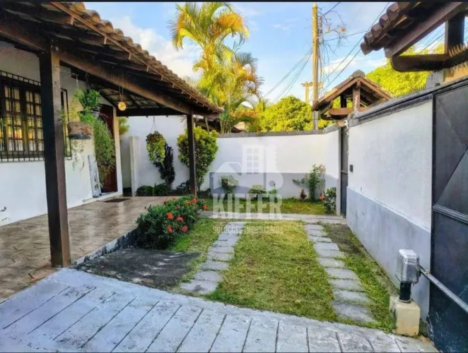 Casa com 3 dormitórios à venda, 360 m² por R$ 1.200.000,00 - Piratininga - Niterói/RJ