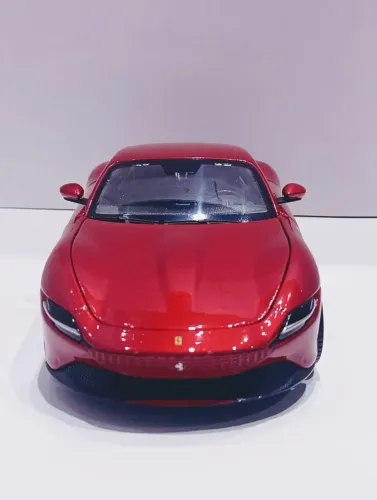 Ferrari Roma - escala 1/24 miniatura de ferro colecionável