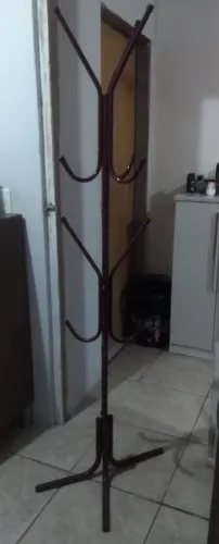 Vendo cabideiro
