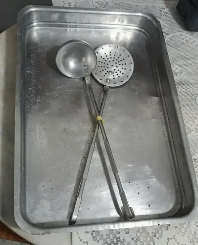 Assadeira , Espumadeira de arroz e Concha de Alumínio Industrial - kit todo