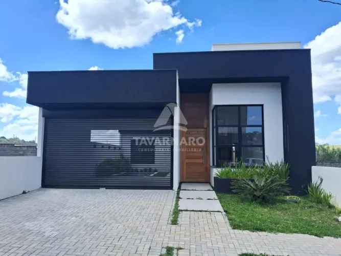Casa Condomínio em Ponta Grossa