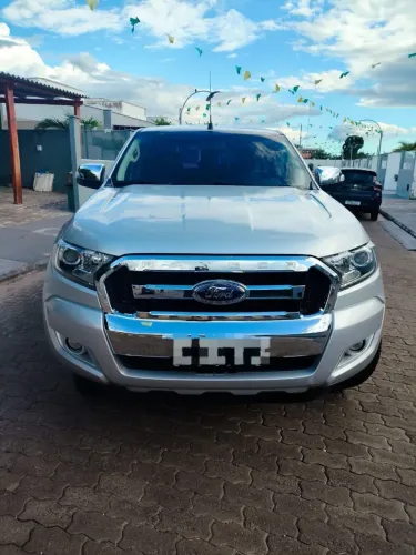 Ford Ranger XLT 2.5 16V 4X2 CD Flex 2017