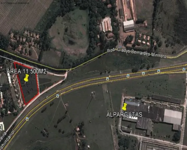 ÁREA NO BAIRRO PEDERNEIRAS