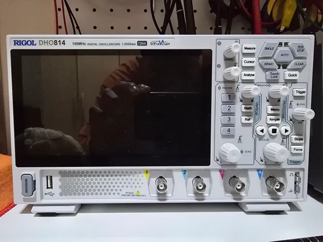Osciloscópio 4 Canais, 100MHz, 12 bits, Rigol DHO814 ainda na garantia.