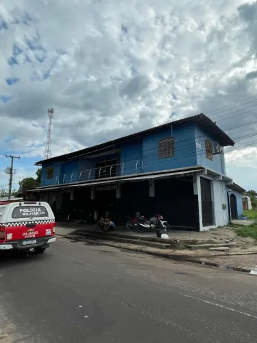 Casa parte de cima bem centralizada 