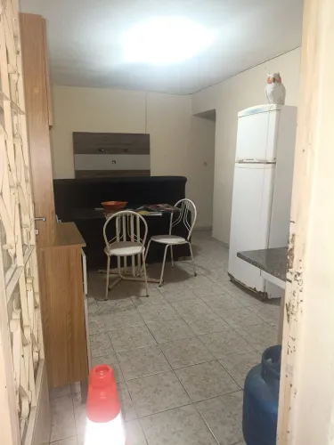 Alugo Kitnet,. DIRETO COM.PROPRIETARIO próximo ao Metrô São Mateus,