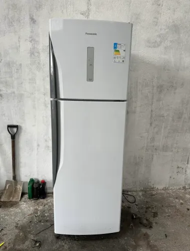 Geladeira Panasonic 292 litros