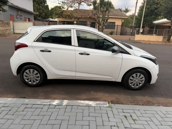 Hyundai HB20 Unique 1.0 Flex 12V Mec. 2019