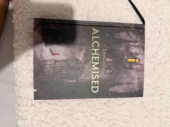 Vendo livro ALCHEMISED - CAPA DURA - NOVO