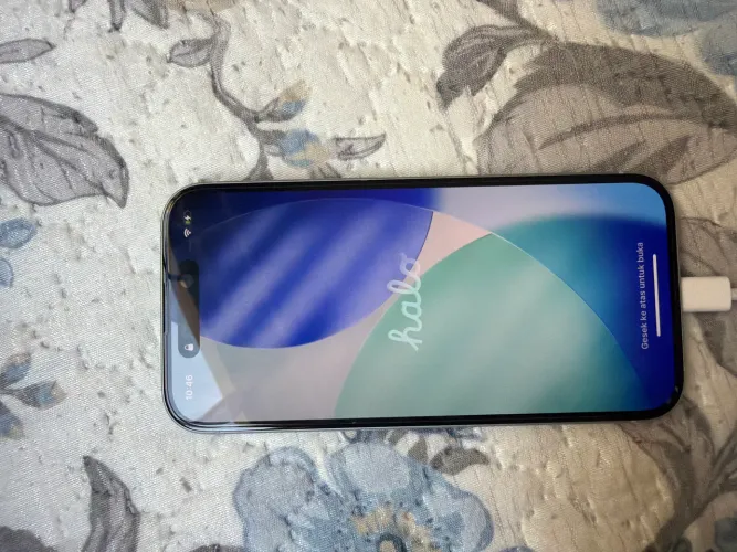 iPhone 15 -256 GB