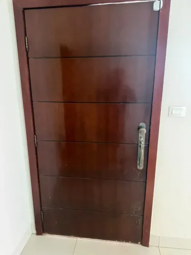 Porta de madeira 2,10X1,00 completa