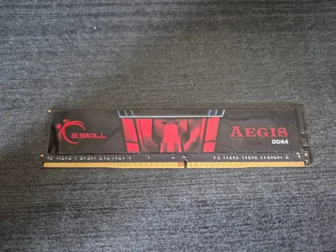 Memória G.SKill Aegis 2x8GB 2800MHz DDR4 CL 17 - F4-2800C17S-8GIS
