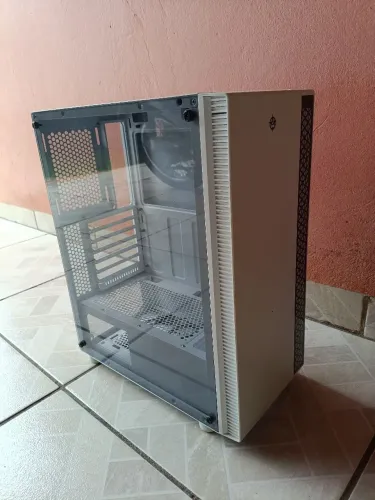 Gabinete branco saí logo aproveita