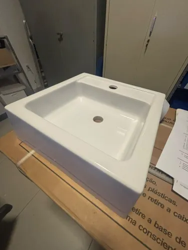 Cuba/Pia de apoio semi-encaixe Fe12 Quadrada de 35cm branca