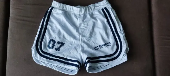 Short masculino Fit (P)